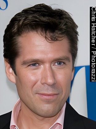 Person who looks like Aaron Tveit