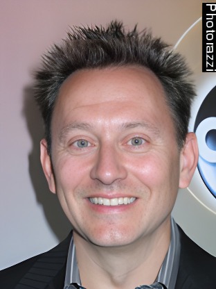 Person who looks like Chris Hayes