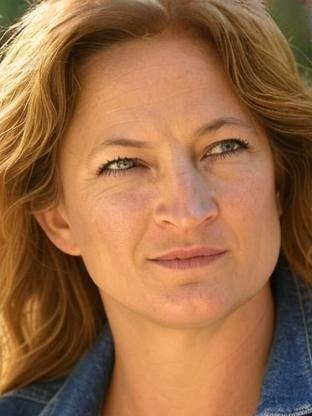 Person who looks like Marin Ireland