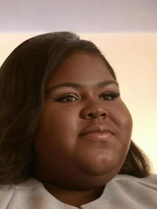 Person who looks like Nicole Byer