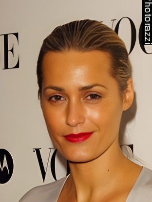 Person who looks like Summer Phoenix