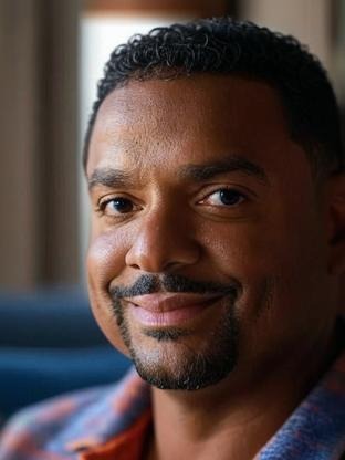 Person who looks like Jim Jones (Rapper)