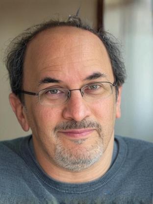 Person who looks like Paul Ritter