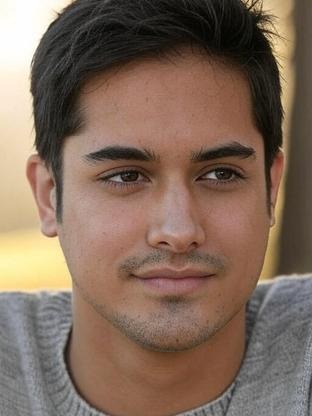 Person who looks like Tony Revolori