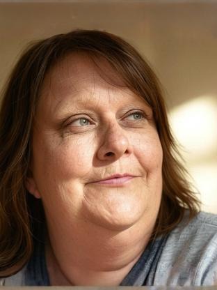 Person who looks like Phyllis Smith
