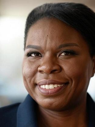 Person who looks like Gabourey Sidibe