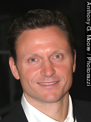 Person who looks like Joe Russo