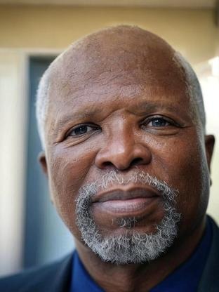 Person who looks like Philip Michael Thomas