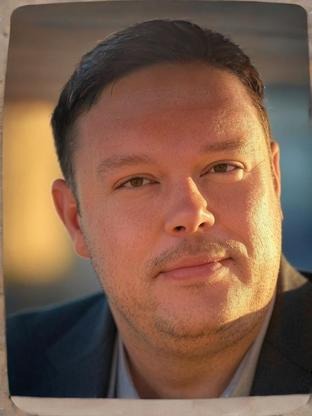 Person who looks like Devin Ratray