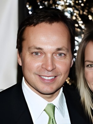 Person who looks like Jackie Gleason