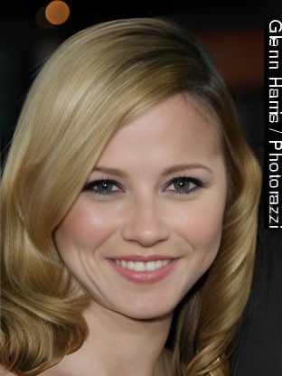 Person who looks like Elaine Cassidy