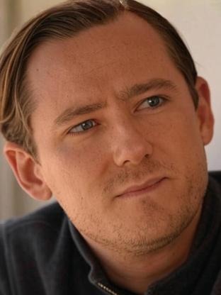 Person who looks like Matthew Macfadyen
