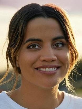 Person who looks like Jill Latiano