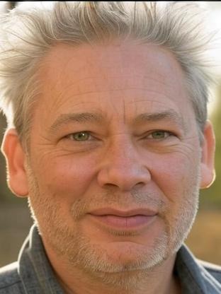 Person who looks like Tom Hulce