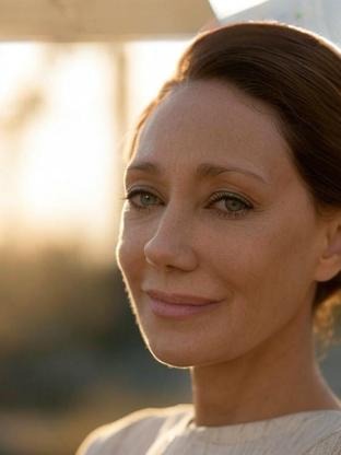 Person who looks like Cher