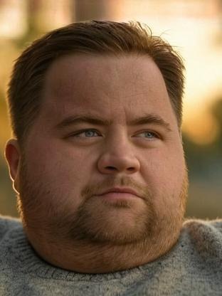 Person who looks like Hafþór Júlíus Björnsson