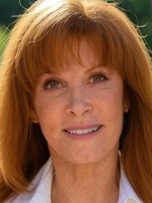 Person who looks like Marcia Strassman