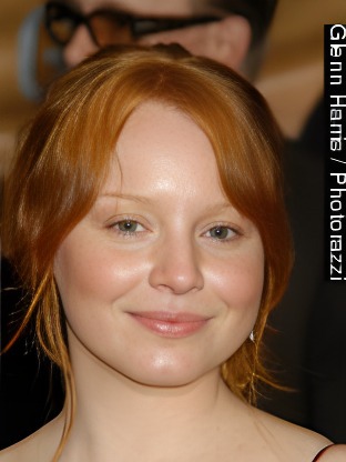 Person who looks like Mia Goth