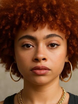 Person who looks like Raven-Symoné