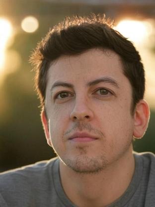 Person who looks like Taran Noah Smith