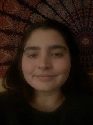 Person who looks like Isabela Merced