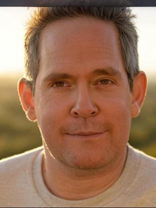 Person who looks like Jason Patric
