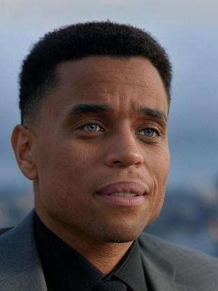 Person who looks like J. Cole (Rapper)
