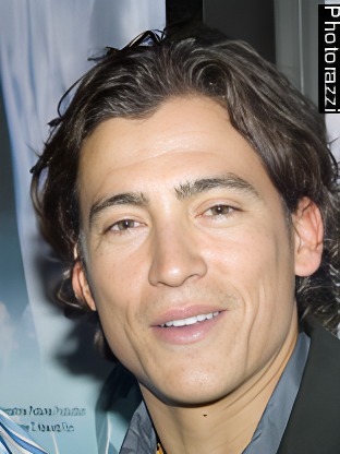 Person who looks like David Faustino
