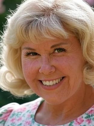 Person who looks like Jayne Mansfield