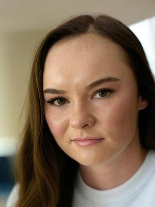 Person who looks like Millicent Simmonds