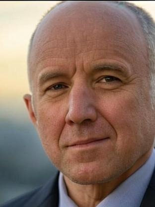 Person who looks like Dann Florek