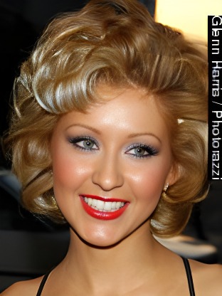 Person who looks like Tori Kelly