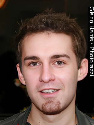 Person who looks like Charlie Schlatter