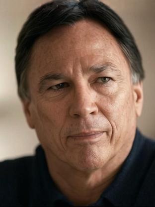 Person who looks like John Ritter