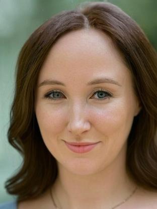 Person who looks like Andrea Riseborough