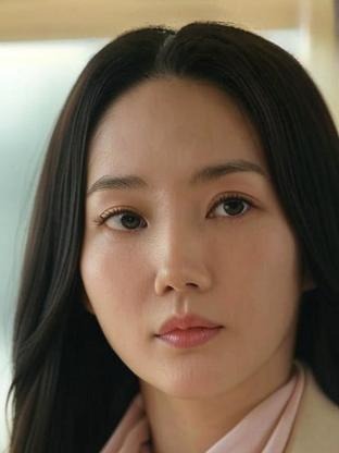 Person who looks like Tian Jing