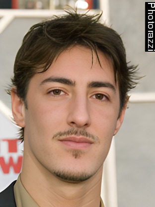 Person who looks like Richard Cabral