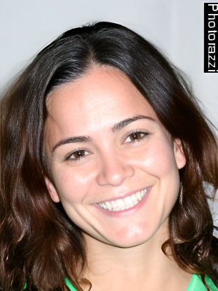 Person who looks like Lauren Ridloff