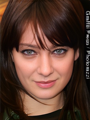 Person who looks like Alexandra Maria Lara