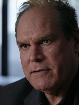 Person who looks like Hugh Bonneville