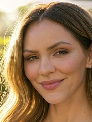 Person who looks like Hannah Tointon