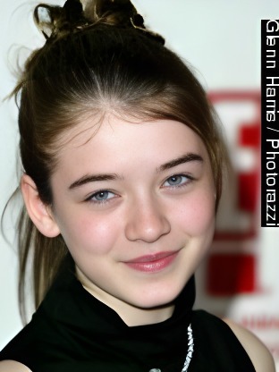 Person who looks like Francesca Eastwood