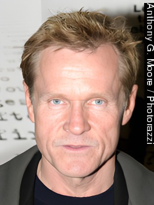 Person who looks like Richard Dean Anderson
