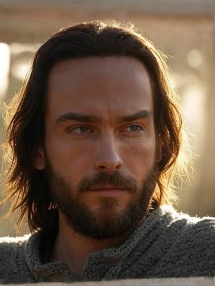 Person who looks like David Leon