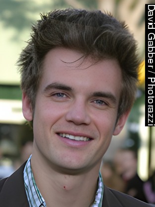 Person who looks like Paul Wesley