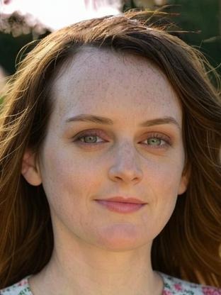 Person who looks like Frankie Shaw