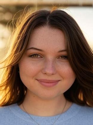 Person who looks like Sasha Pieterse