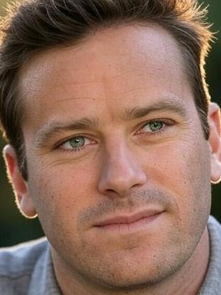 Person who looks like Sullivan Stapleton
