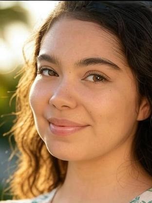 Person who looks like Megan Suri