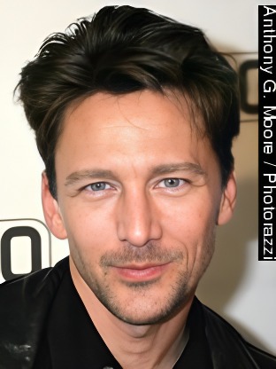 Person who looks like Edward Burns